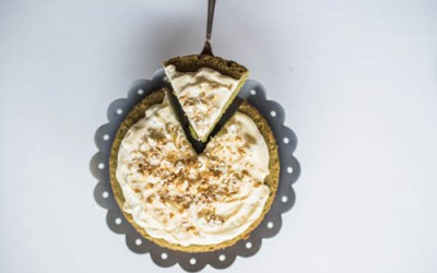 Matcha (Green Tea) Sponge Cake with Salted Caramel Popcorn Recipe