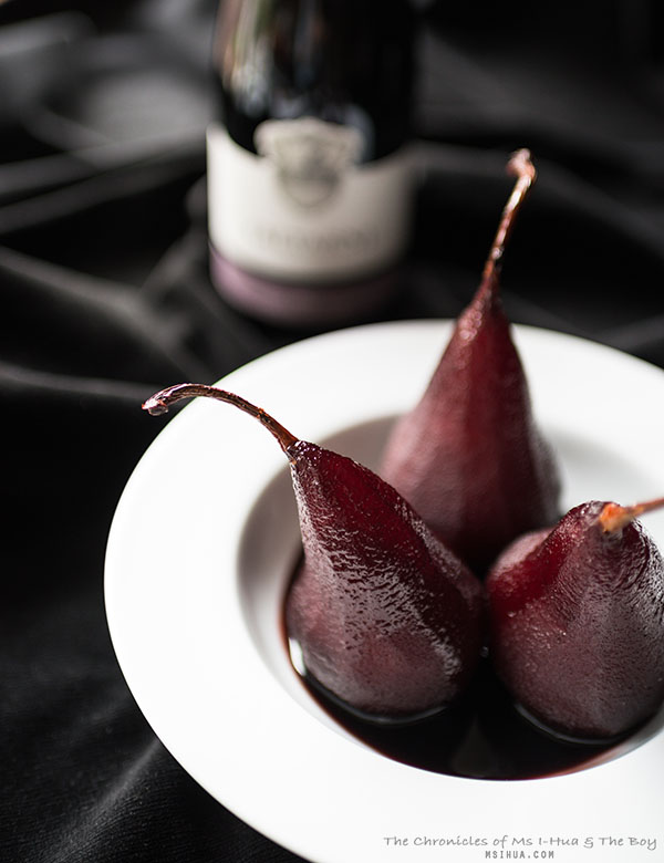 redWinePoachedPears_4